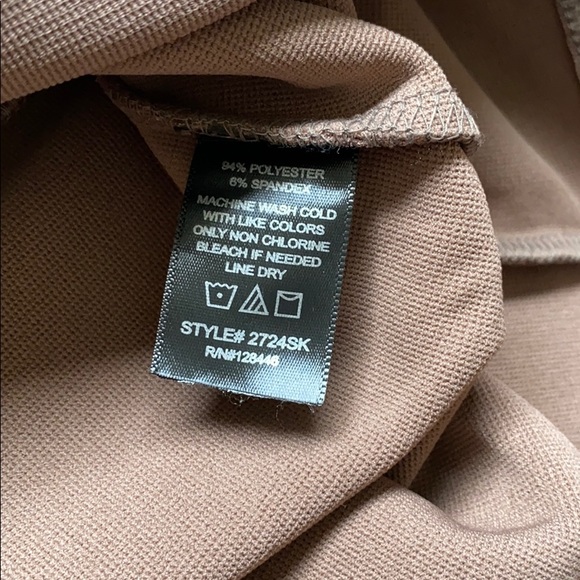 Two skirts - Picture 4 of 4